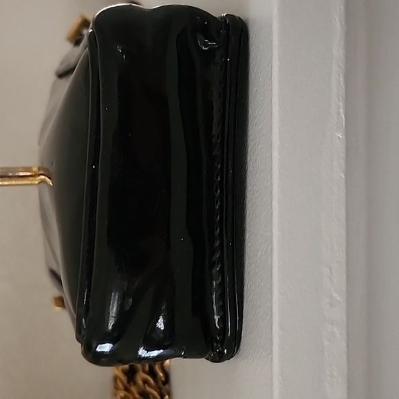 TRADE - Picture 9 of 12